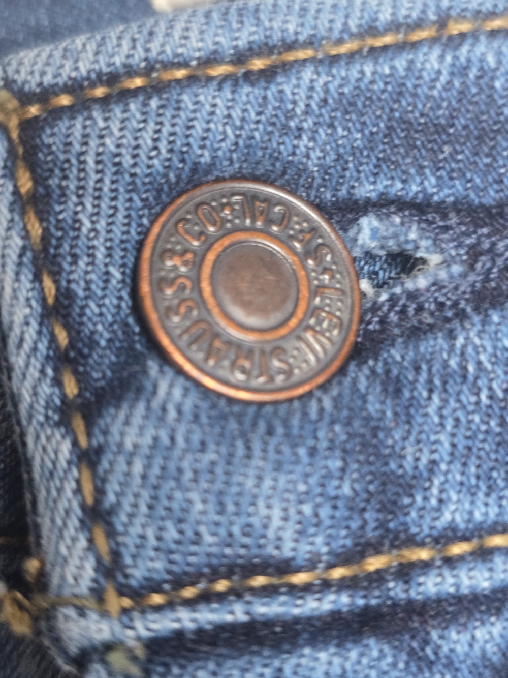 Levi's Premium 725 High Rise Bootcut Jeans (Size 31x32) Size-12 - Picture 5 of 16
